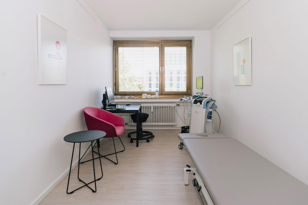 orthopaede muc 026 1024x682 - Dr. John